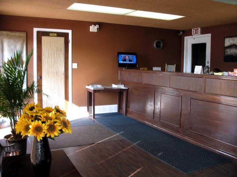 Stardust Motel Shaunavon Bagian luar foto